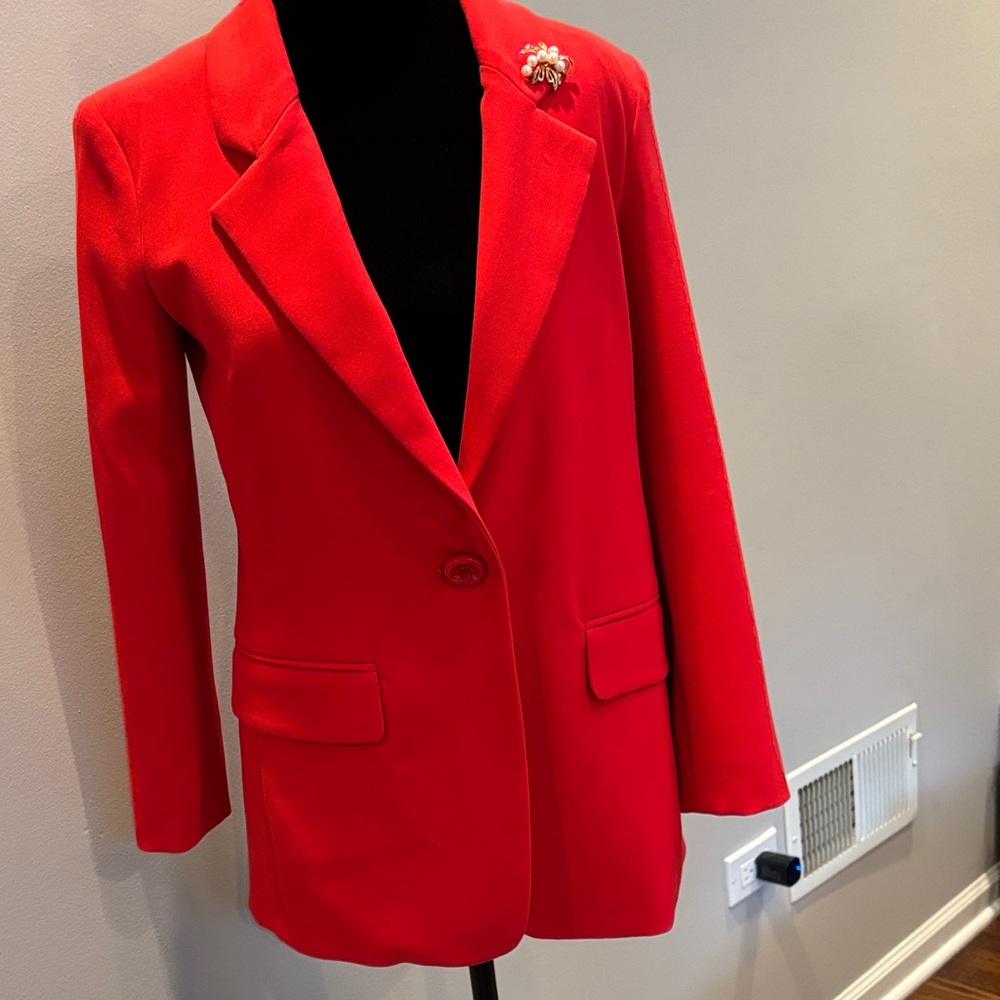 Emporio Armani Vibrant Red Blazer with Elegant Brooch